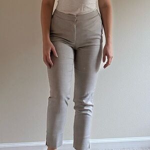 Cropped Slacks with Elastic Waistband